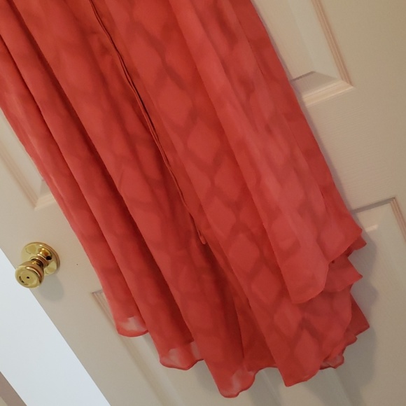 Dress - Picture 5 of 5